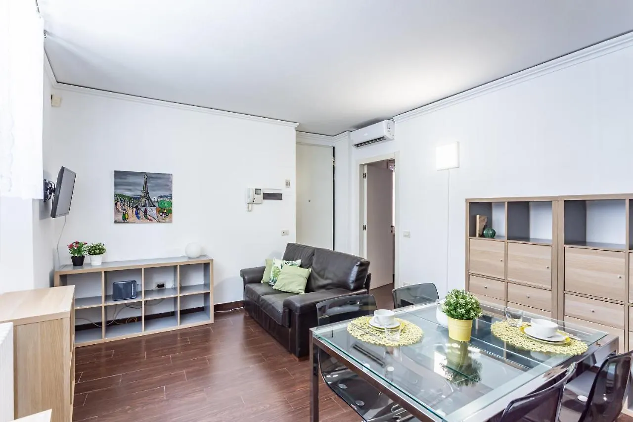 Casa Kikka - Milano City - By Host4U Apartamento Itália