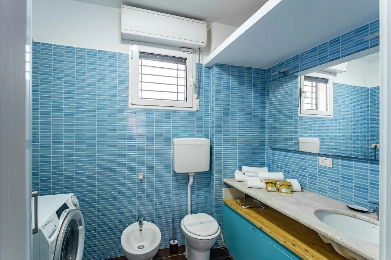 Casa Kikka - Milano City - By Host4U Apartamento
